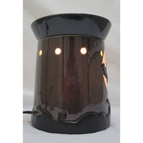 Scentsy FRIGHT NIGHT Plug-In Halloween Wax Warmer DSW-FTNT Retired - Picture 5 of 9